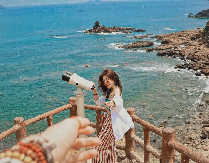 Biển Quy Nhơn đẹp tựa đảo Jeju. Rất thích hợp để check-in