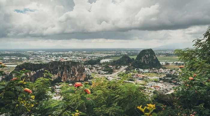 Du lịch Đà Nẵng tháng 8 tham quan danh thắng Ngũ Hành Sơn