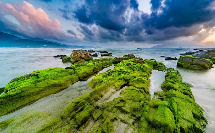 Rạn Nam Ô huyền ảo dưới ánh bình minh