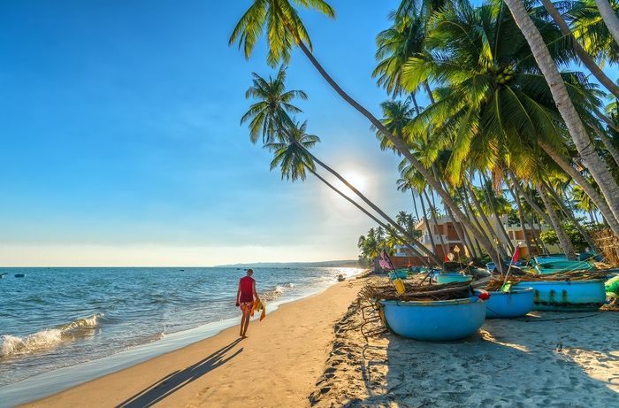 du-lich-phan-thiet-thang-1-bai-rang-nam-mo-mang-trong-nang-xuan