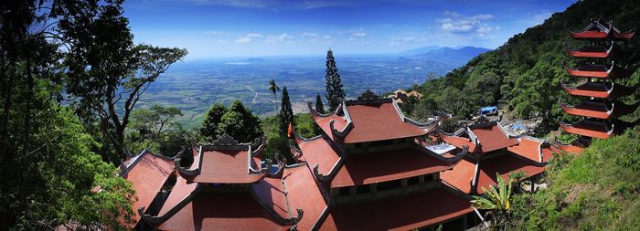 du-lich-phan-thiet-thang-1-leo-nui-ta-cu-van-canh