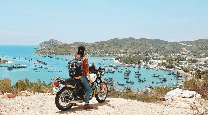 du-lich-phan-thiet-thang-12-bien-troi-xanh-tham-quyen-ru