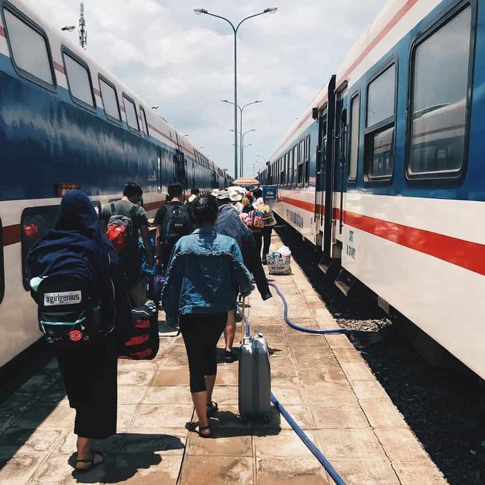 du-lich-phan-thiet-thang-12-ga-phan-thiet-tap-nap-du-khach-di-du-lich