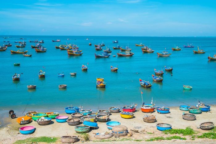 du-lich-phan-thiet-thang-12-bien-xanh-va-nang-diu-hon