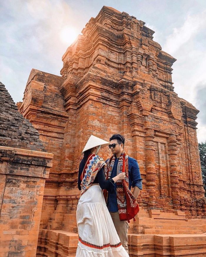 du-lich-phan-thiet-thang-12-tham-quan-thap-cham-poshanu