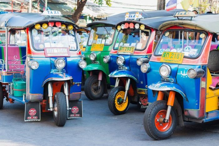 xe-tuk-tuk-thai-lan