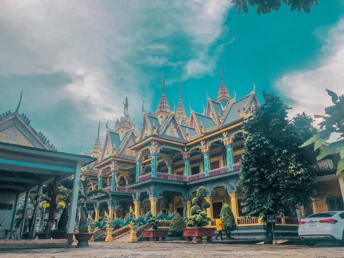 Gợi ý tour Miền Tây 3 ngày 2 đêm tham quan Chùa Som Rong