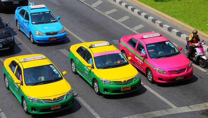 xe-taxi-thai-lan