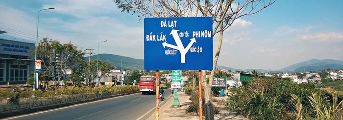 xe-om-da-lat