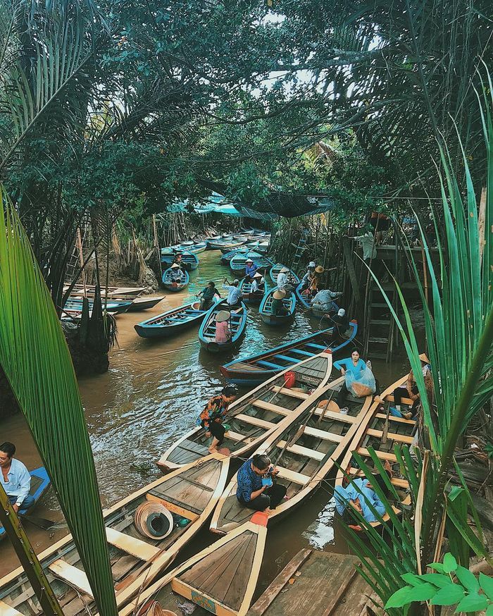 xuồng ba lá miền tây