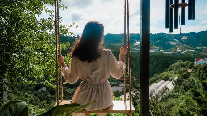 khong-gian-leng-keng-homestay-da-lat