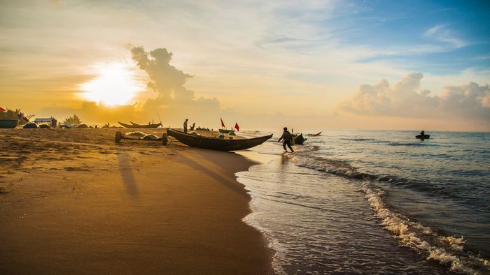 Hoàng hôn thơ mộng trên bãi biển Vũng Tàu