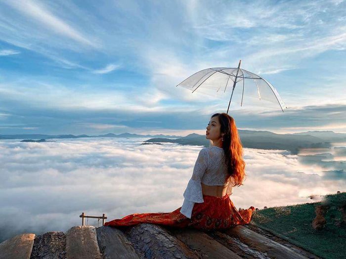 thoi-tiet-da-lat-thang-12-thi-thoang-mua-lat-phat-ban-nen-dem-theo-du