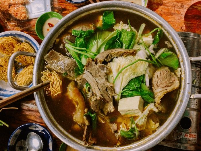thoi-tiet-da-lat-thang-12-di-an-lau-bo-ba-toa-cung-hoi-ban
