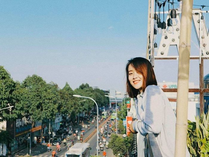 quan-ca-phe-san-thuong