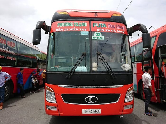 xe-khach-phuong-trang-di-da-lat-tour-da-lat-tet