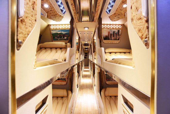 xe-limousine-di-da-lat-tour-da-lat-le-30-4