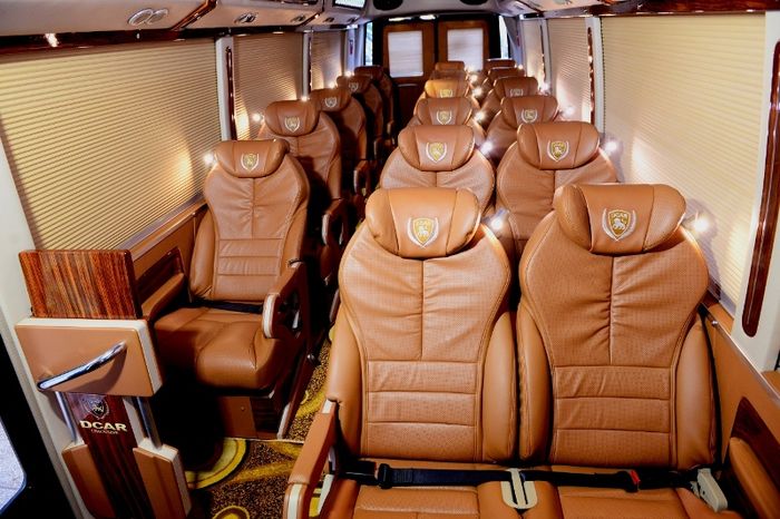 gia-xe-thinh-phat-limousine-di-da-lat-tour-da-lat-tet
