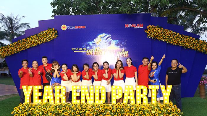 year-end-party