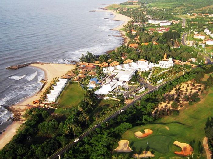 The Cliff Resort & Residences