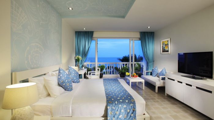The Cliff Resort & Residences